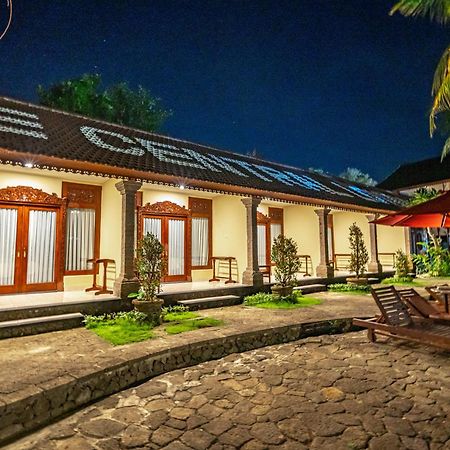 The Central Lovina Hotel & Restaurant Esterno foto