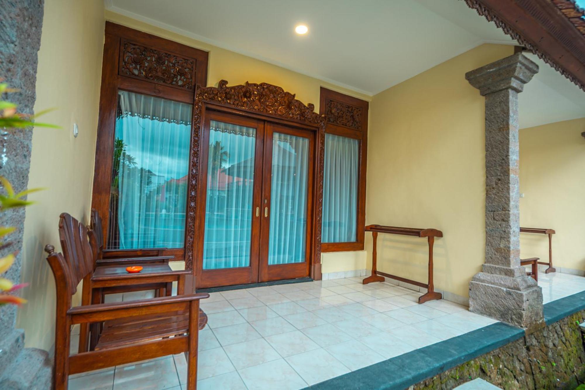 The Central Lovina Hotel & Restaurant Esterno foto